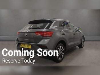 Used Volkswagen T-Roc 2021 for sale - 77020854: Photo