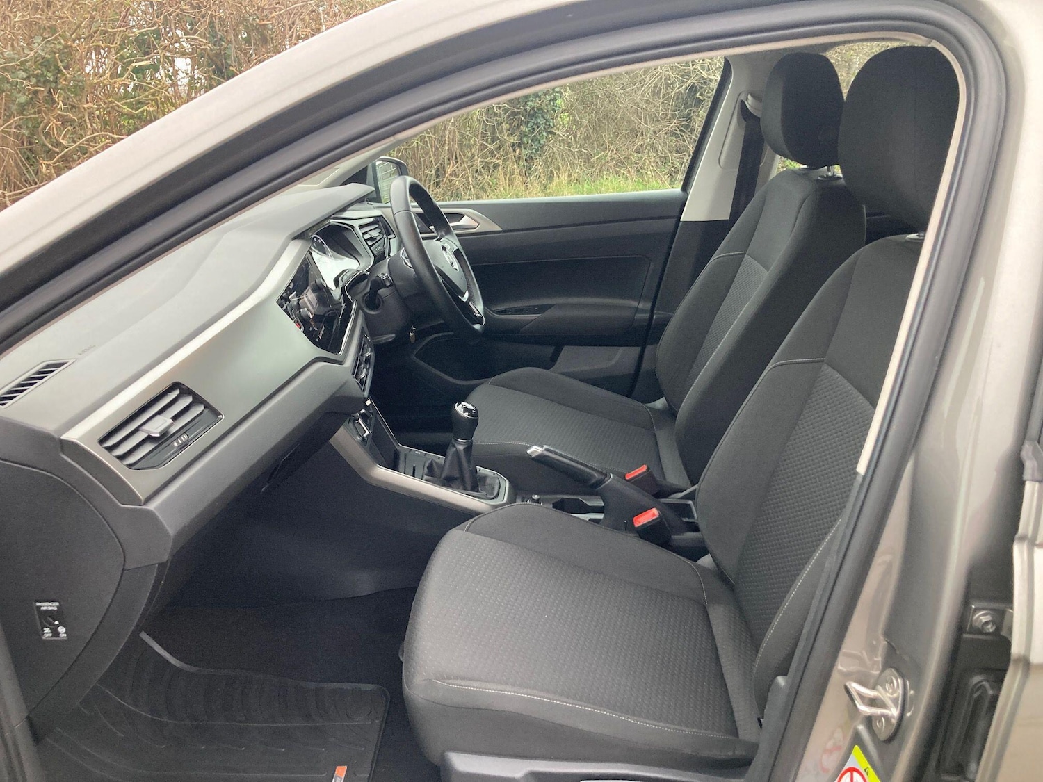 Used Volkswagen Polo 2020 for sale - 77387101: Photo 32