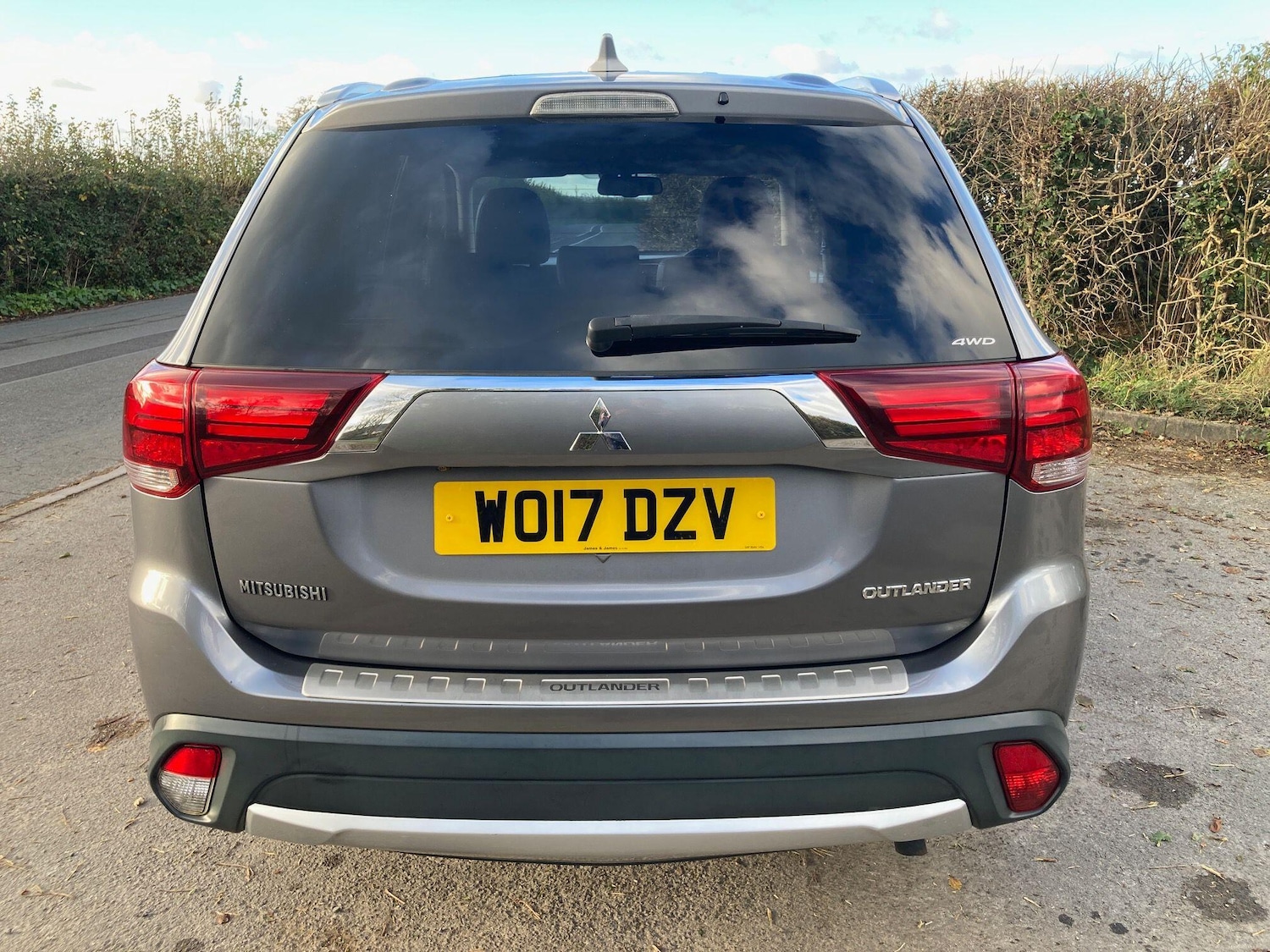 Used Mitsubishi Outlander 2017 for sale - 76700851: Photo 19