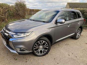 Used Mitsubishi Outlander 2017 for sale - 76700851: Photo