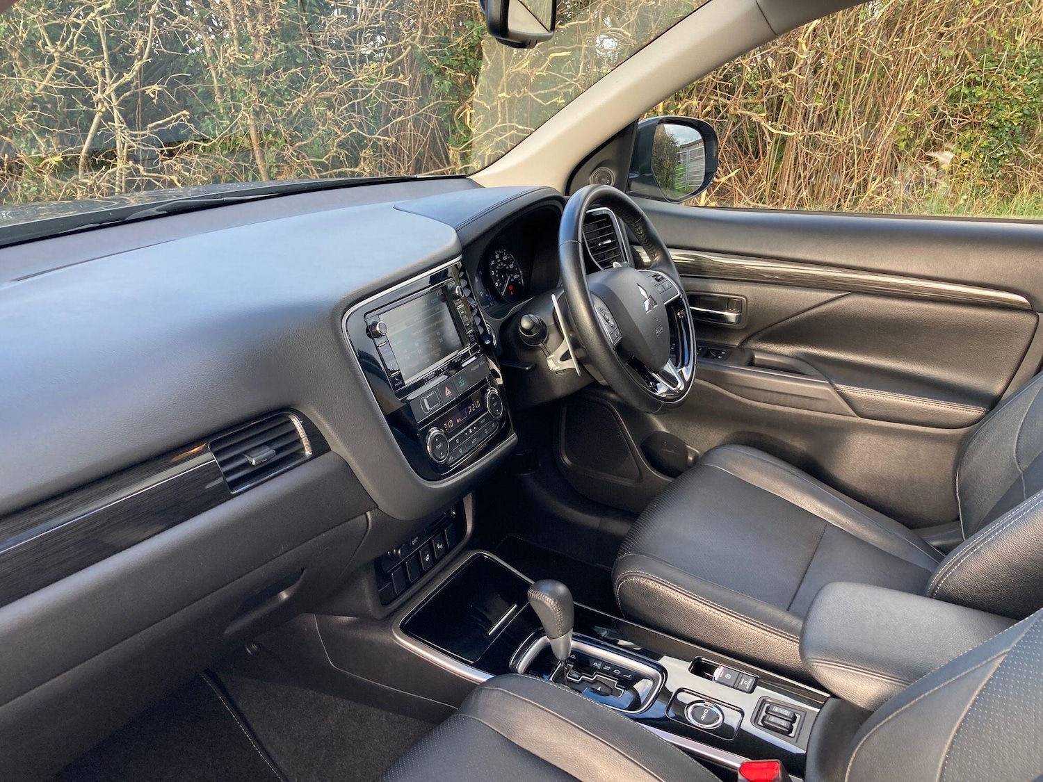 Used Mitsubishi Outlander 2017 for sale - 76700851: Photo 23