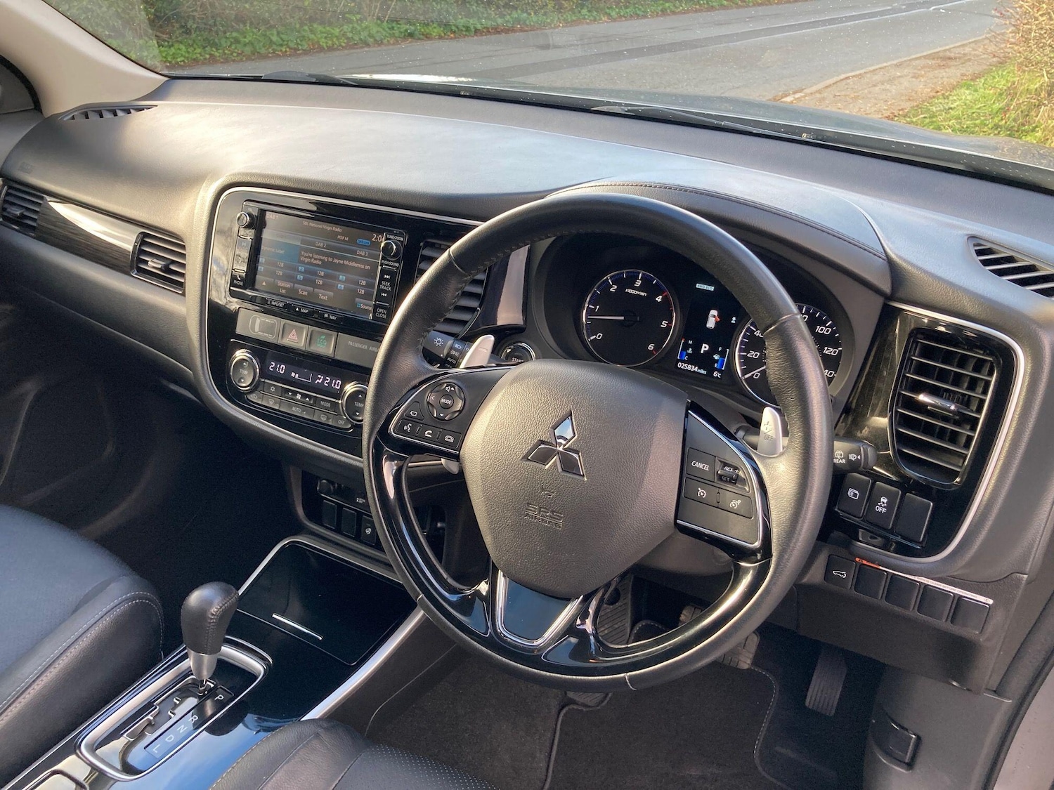 Used Mitsubishi Outlander 2017 for sale - 76700851: Photo 31