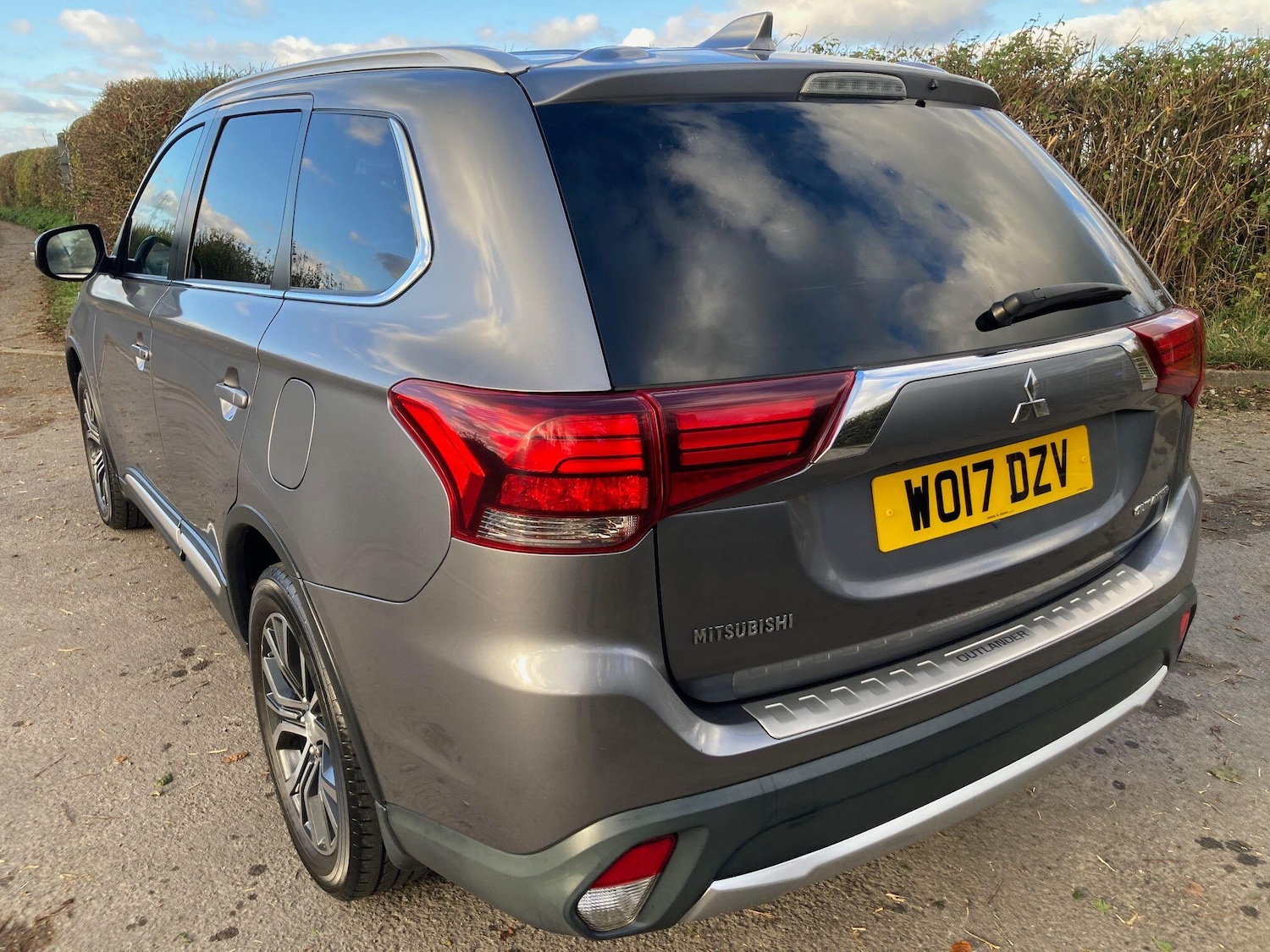 Used Mitsubishi Outlander 2017 for sale - 76700851: Photo 39