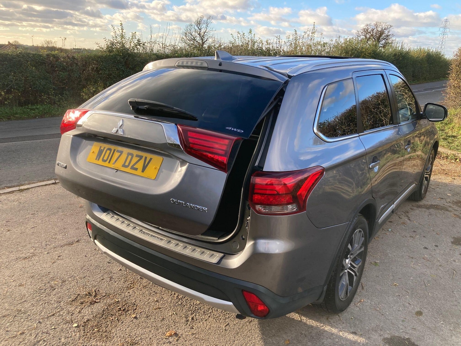 Used Mitsubishi Outlander 2017 for sale - 76700851: Photo 44