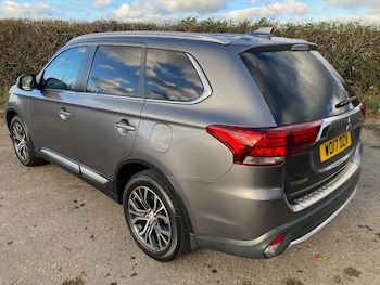 Used Mitsubishi Outlander 2017 for sale - 76700851: Photo