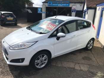 Used Ford Fiesta 2015 for sale - 75035527: Photo
