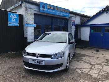 Used Volkswagen Polo 2012 for sale - 77872180: Photo