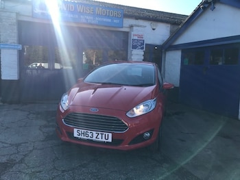 2014 (63) - 1.0 Zetec 5dr