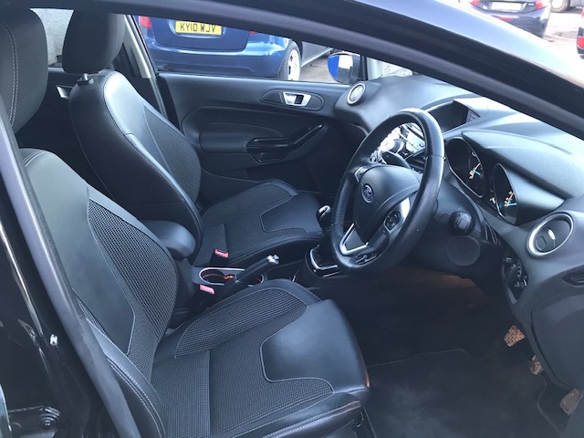 Used Ford Fiesta 2015 for sale - 76780430: Photo 6