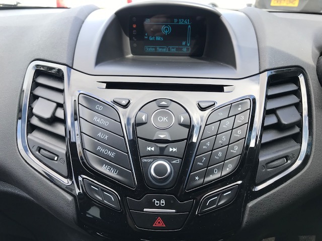 Used Ford Fiesta 2015 for sale - 78104979: Photo 11