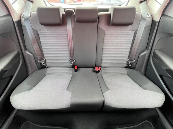 Used Volkswagen Polo 2011 for sale - 76239389: Photo 17