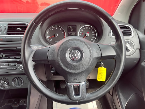 Used Volkswagen Polo 2011 for sale - 76239389: Photo 31