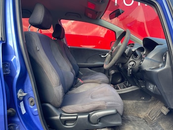 Used Honda Jazz 2012 for sale - 76136724: Photo