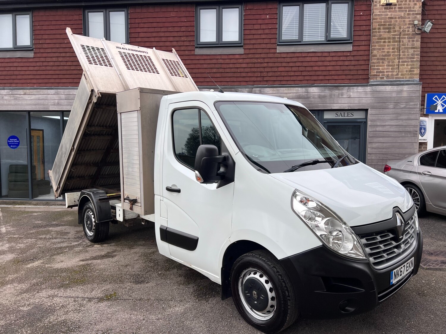 Vehicle 1