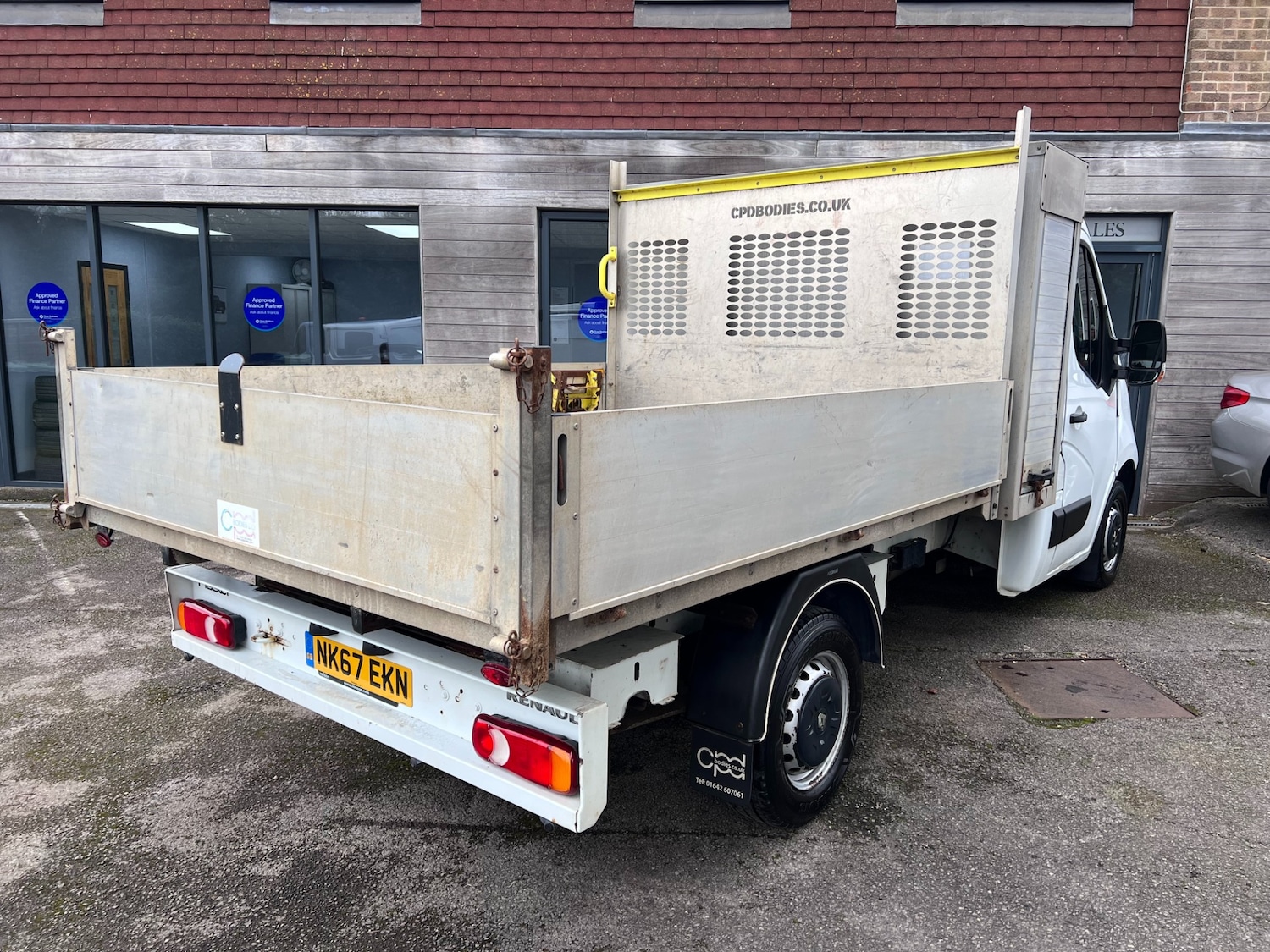Vehicle 5