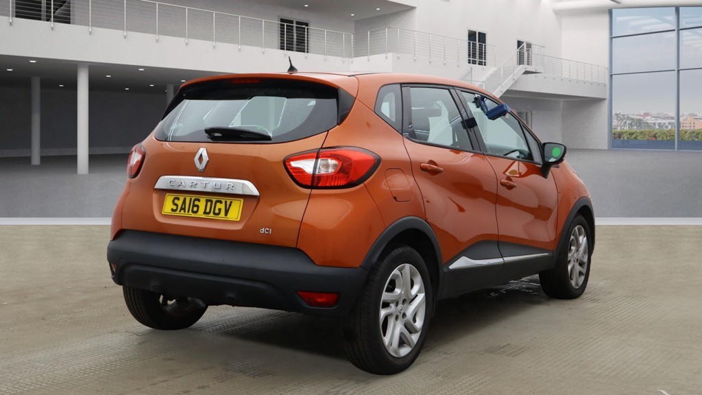 Used Renault Captur 2016 for sale - 76093796: Photo 5