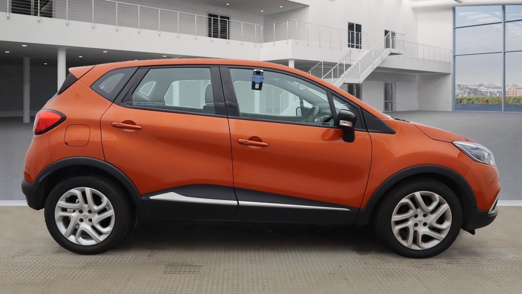 Used Renault Captur 2016 for sale - 76093796: Photo 7