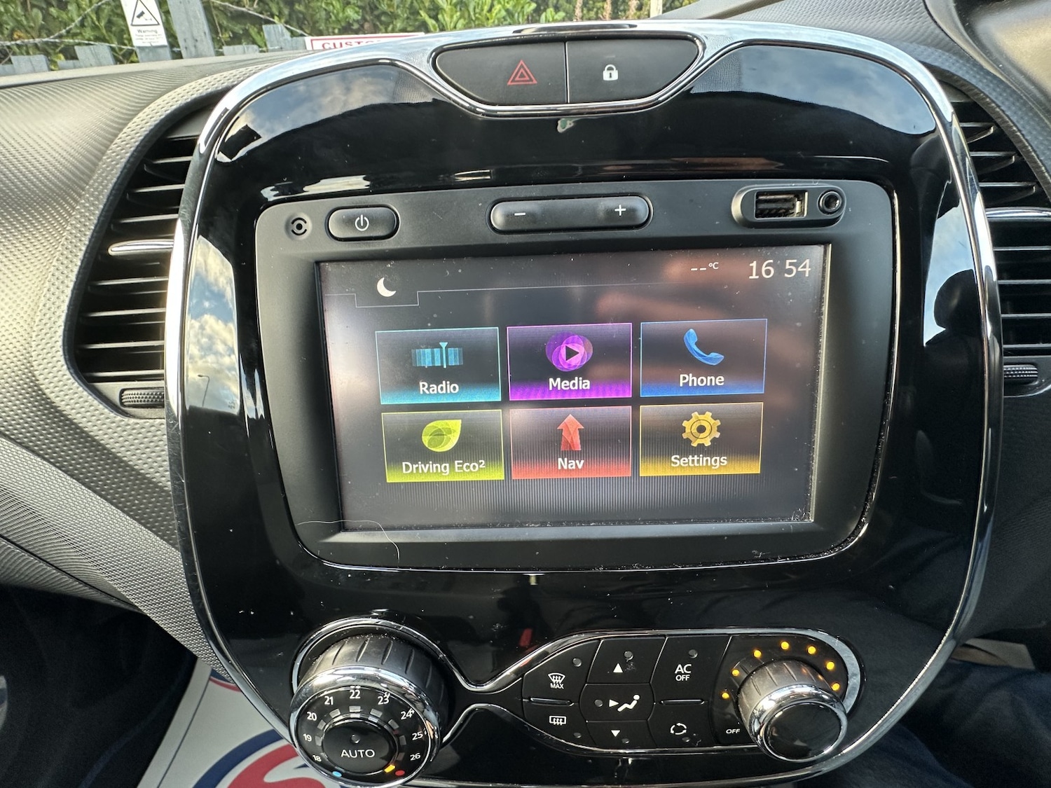 Used Renault Captur 2014 for sale - 76431003: Photo 19