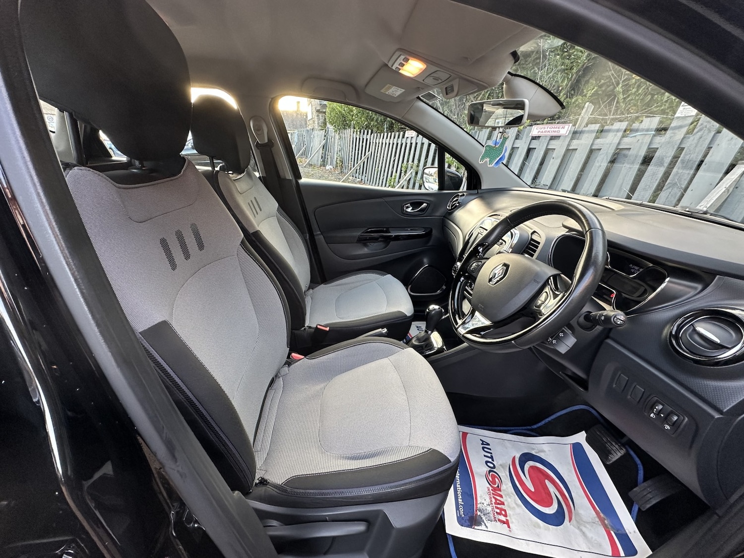 Used Renault Captur 2014 for sale - 76431003: Photo 22