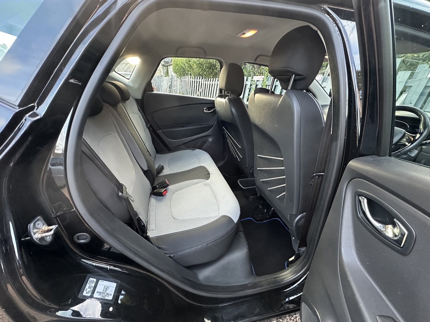 Used Renault Captur 2014 for sale - 76431003: Photo 23