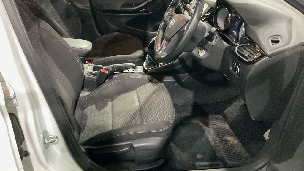 Used Vauxhall Astra 2017 for sale - 77548244: Photo 9