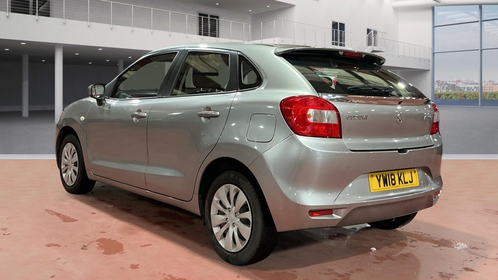Used Suzuki Baleno 2018 for sale - 76974386: Photo 3