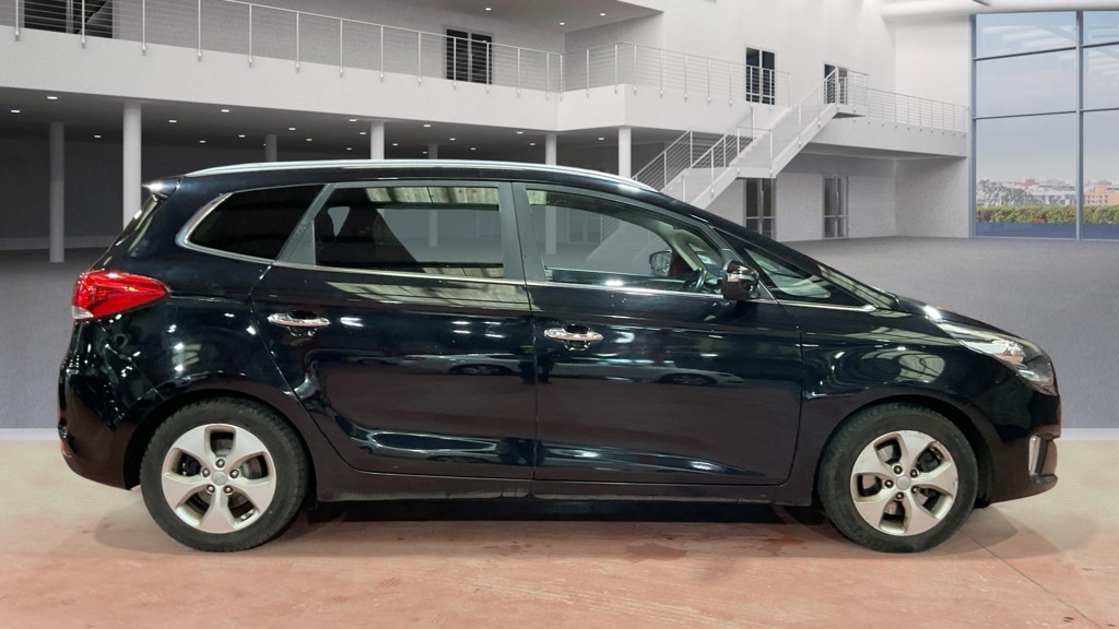 Used Kia Carens 2016 for sale - 77478124: Photo 5