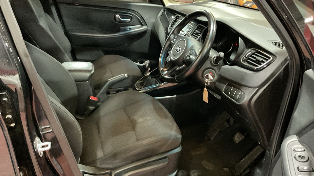 Used Kia Carens 2016 for sale - 77478124: Photo 9