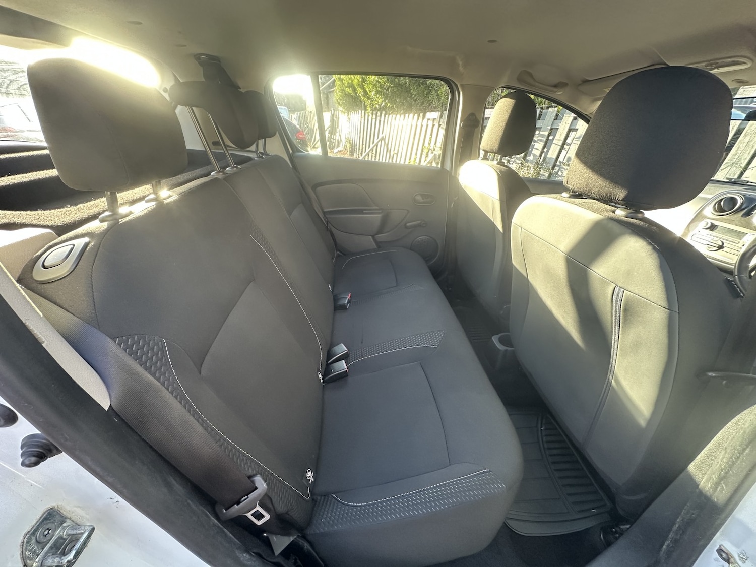 Used Dacia Sandero 2017 for sale - 76769516: Photo 28