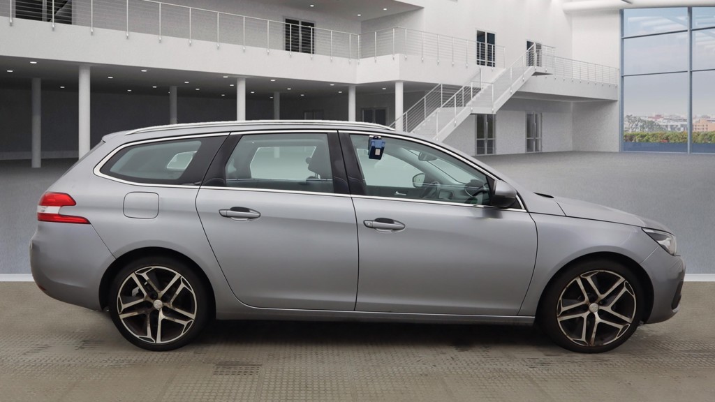 Used Peugeot 308 SW 2017 for sale - 76358046: Photo 5