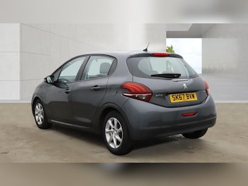 Used Peugeot 208 2017 for sale - 79410663: Photo