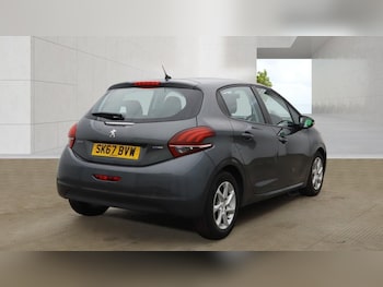 Used Peugeot 208 2017 for sale - 79410663: Photo