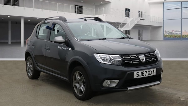 Used Dacia Sandero Stepway 2017 for sale - 76268522: Photo 1