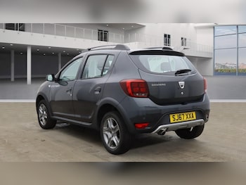 Used Dacia Sandero Stepway 2017 for sale - 76268522: Photo 3