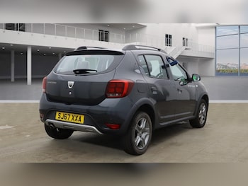 Used Dacia Sandero Stepway 2017 for sale - 76268522: Photo 4