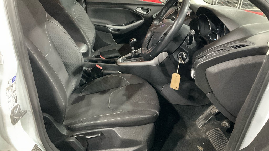 Used Ford Focus 2016 for sale - 77494809: Photo 9