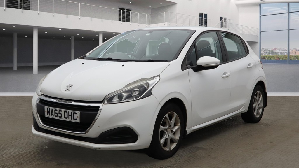 Used Peugeot 208 2015 for sale - 76418348: Photo 2