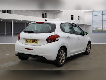 Used Peugeot 208 2015 for sale - 76418348: Photo
