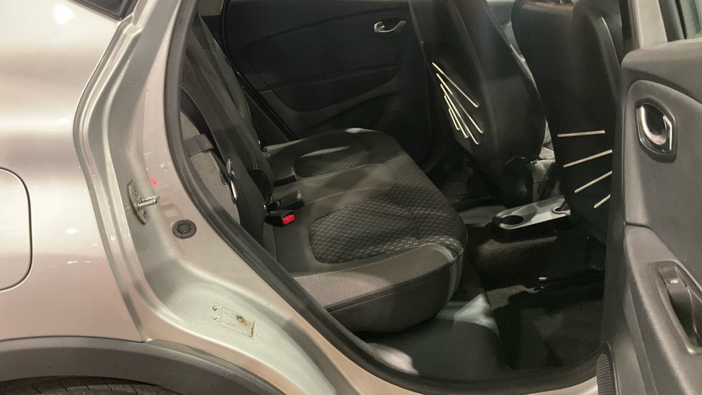Used Renault Captur 2017 for sale - 78062238: Photo 8