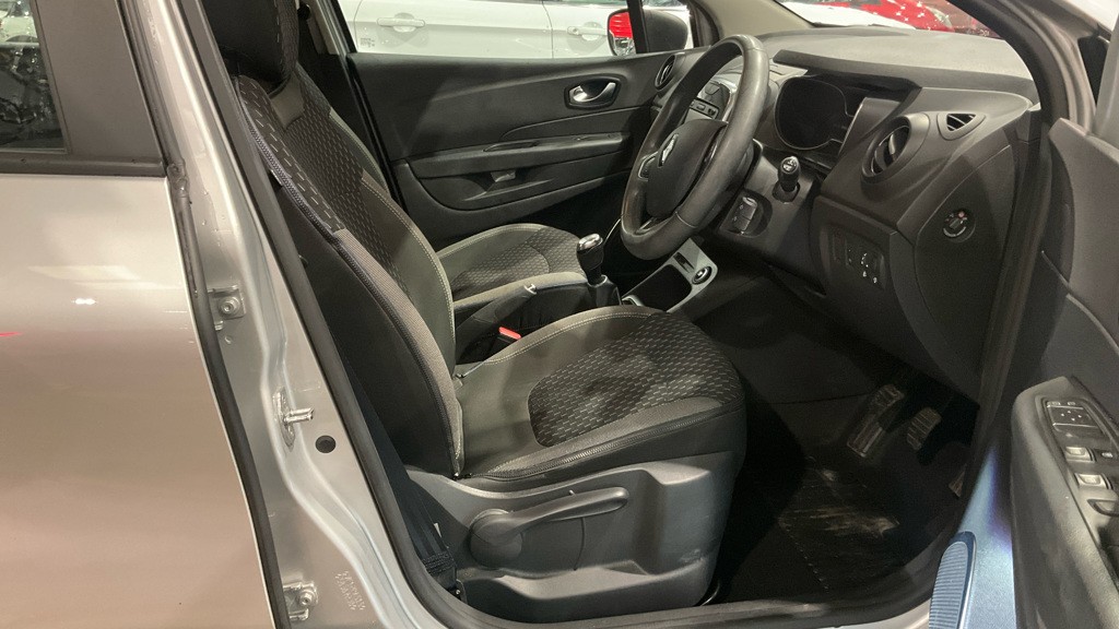 Used Renault Captur 2017 for sale - 78062238: Photo 9