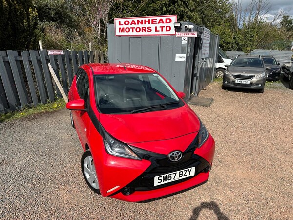 Used Toyota AYGO 2017 for sale - 74432153: Photo 2