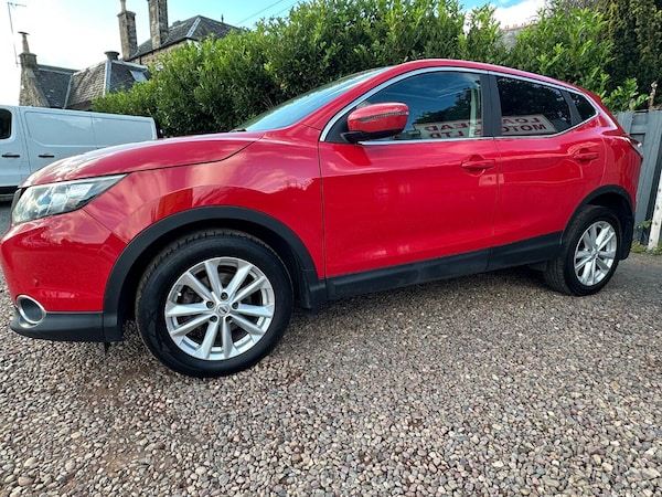 Used Nissan Qashqai 2015 for sale - 75237101: Photo 8