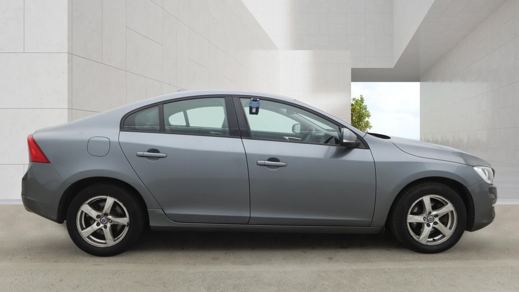 Used Volvo S60 2018 for sale - 78112144: Photo 5