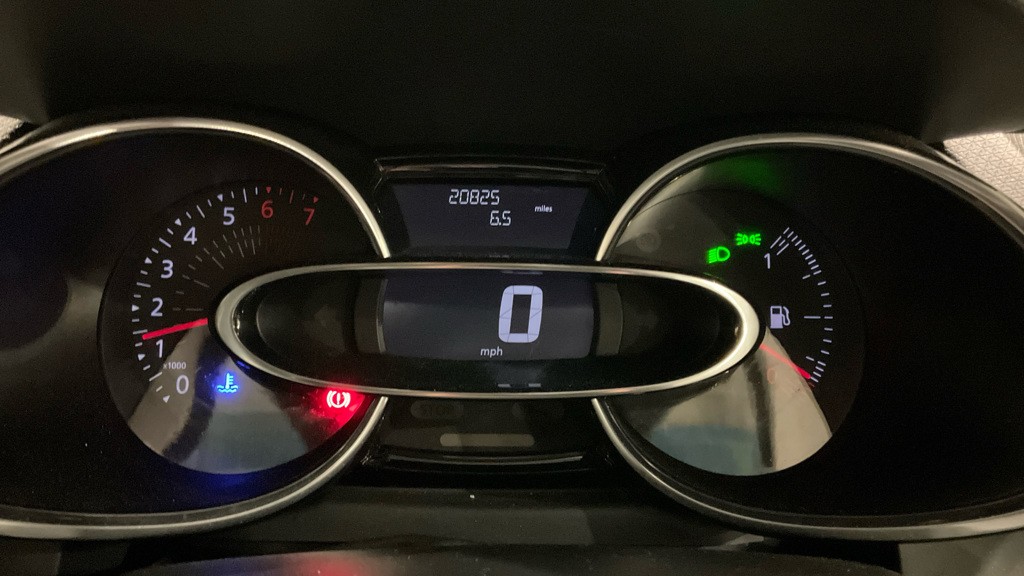 Used Renault Clio 2017 for sale - 77014815: Photo 10