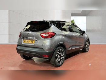 Used Renault Captur 2016 for sale - 79115491: Photo