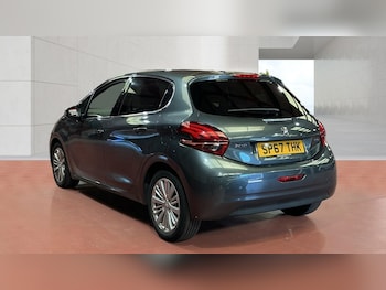 Used Peugeot 208 2017 for sale - 79137113: Photo