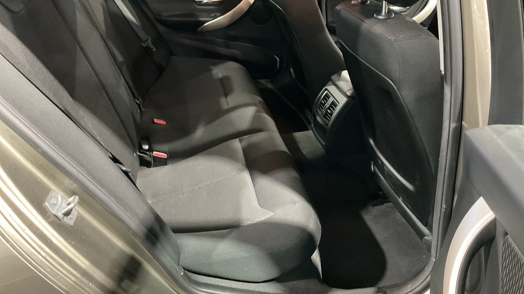 Used BMW 3 Series 2017 for sale - 77313970: Photo 8