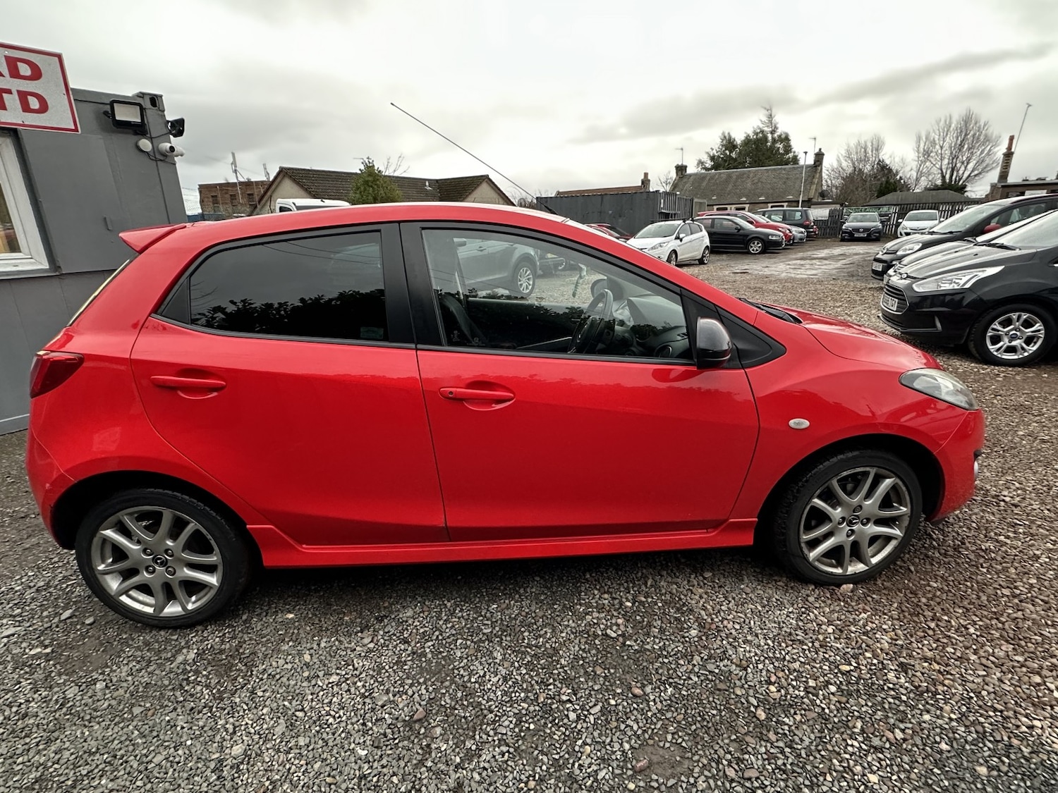 Used Mazda Mazda2 2014 for sale - 77201276: Photo 16