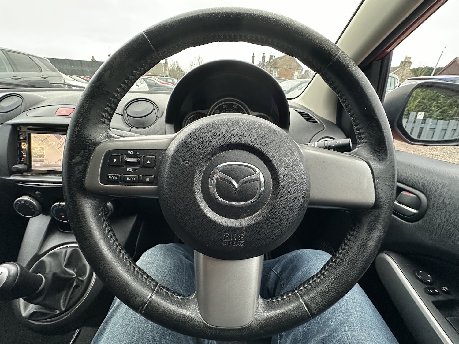 Used Mazda Mazda2 2014 for sale - 77201276: Photo 24