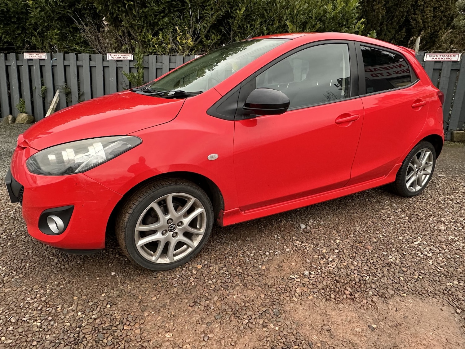 Used Mazda Mazda2 2014 for sale - 77201276: Photo 7